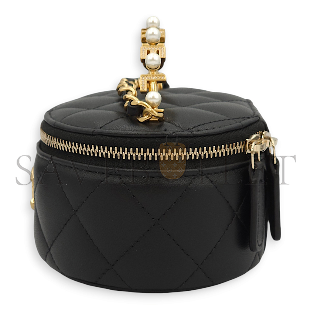 Ch*el master round vanity logopearl black top handle bag in lambskin, gold hardware (11*9*6cm)